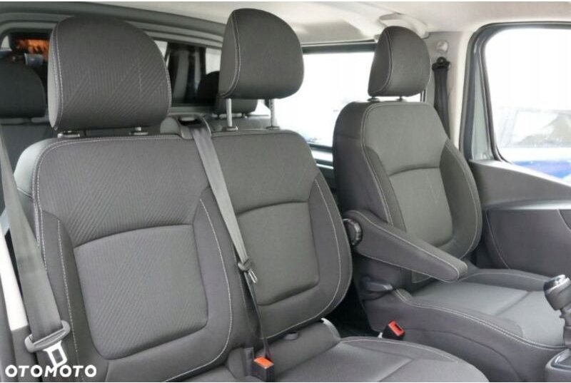 RENAULT TRAFIC 3 III ab 2014 - 6 PERSONEN BRIGADOWKA Abdeckungen