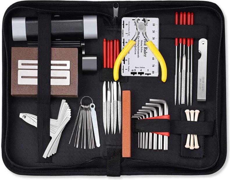 45-teiliges Gitarren-Reparatur- und Wartungsset mit Tragetasche, Saitenwickelwerkzeug und Saitenlagelineal