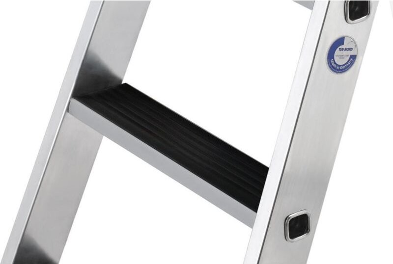 MUNK Nachrüstsatz clip-step Trittauflage für 4 Stufenstehleiter einseitig begehbar