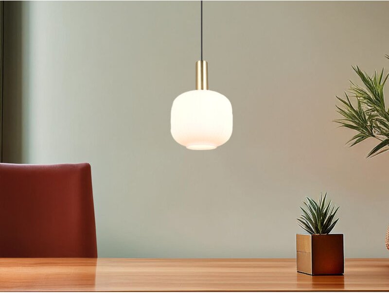 Trio - Kleine Retro Pendelleuchte diva 1-flammig mit Glasschirm in Weiß, ø 20cm