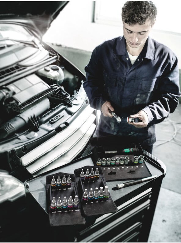 Steckschl.-Einsatz 1/2' 15mm 6kt. Haltef. - Wera