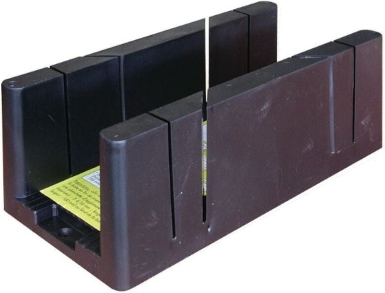 Riesige Gehrungslade Outifrance