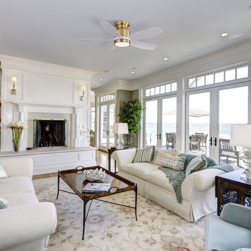 42-Zoll-Flachdeckenventilator mit umkehrbarem Gleichstrommotor, 5 weißen ABS-Flügeln, 1/4/8-Stunden-Timer, 6 Geschwindig...