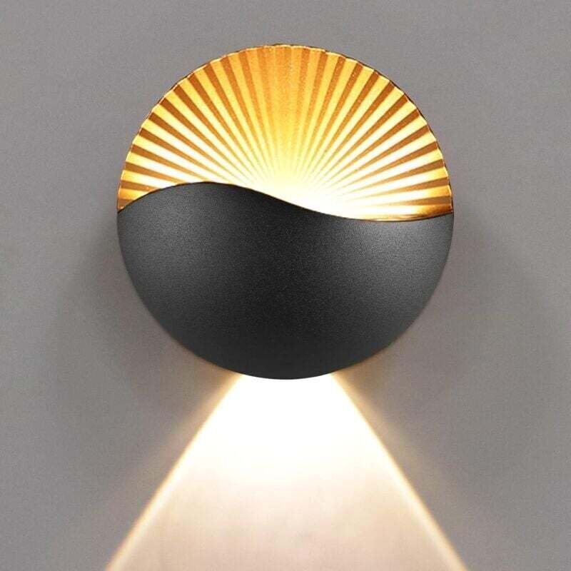 6-W-LED-Wandleuchte, IP65 wasserdicht – Schwarzes und goldenes Aluminium – 3000 K Farbtemperatur – Für den Innen- und Au...