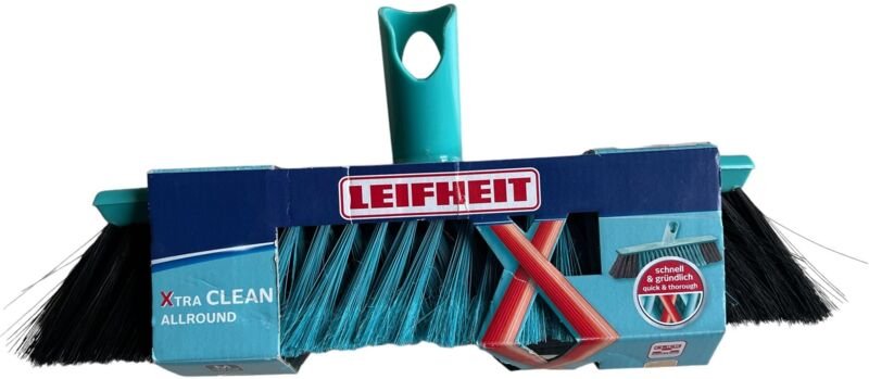 Leifheit Allround Besen Xtra Clean 30 cm, Kunststoffborsten, Zimmerbesen, Handfeger, Mintgrün, 45032