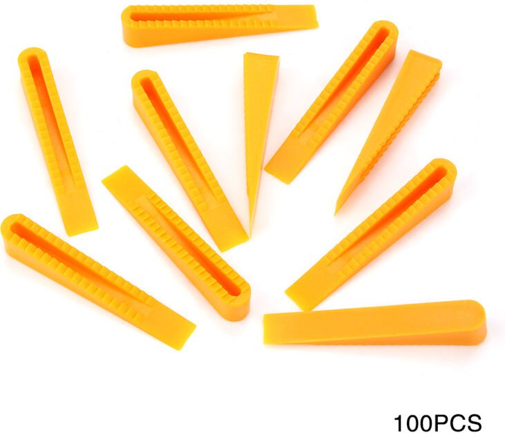 100 Nivellierkeile für Fliesen, Abstandshalter und Installationswerkzeuge.