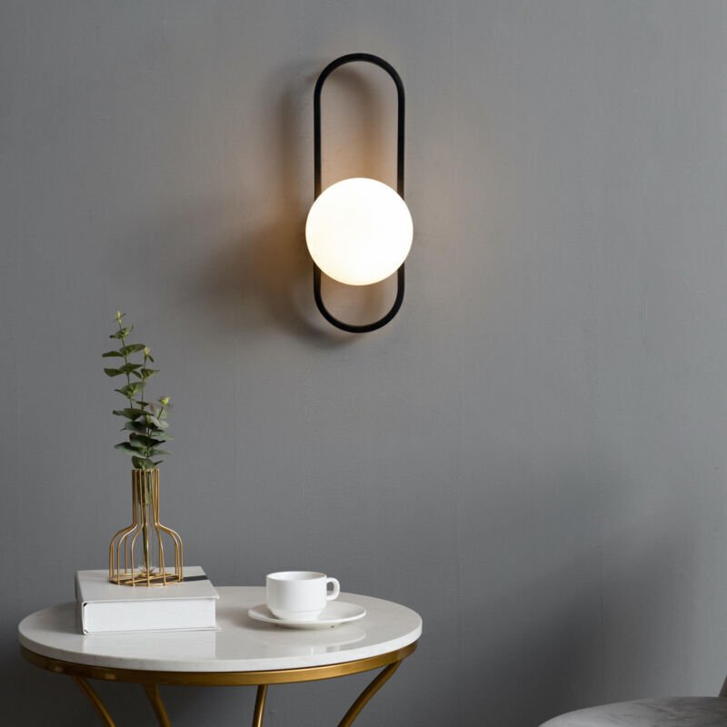 Moderne kugelförmige Wandleuchten aus Glas für den Innenbereich, Eisensockel, E27-Fassung, schlichte Wandleuchte, Nachtt...
