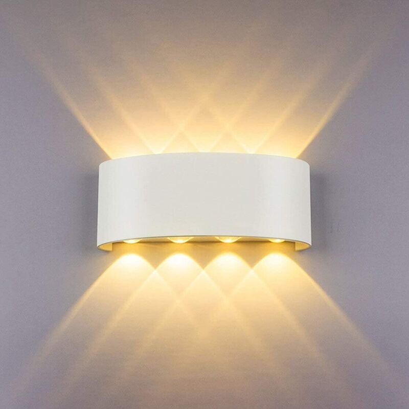 8-W-LED-Wandleuchte, weiß, IP65 warmweiß (3000 K), moderne quadratische Wandleuchte aus ABS, nach oben/unten schwenkbar,...