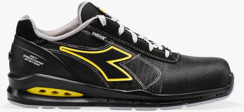 Chaussure de sécurité basse NOIRE DIADORA UTILITY RUN NET AIRBOX MATRYX LOW S3 SRC - 176215C0200 35