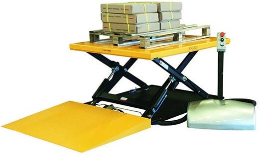 Elektrischer Hubtisch mit Rampe - Plattform: 1450x1140 mm - 1321053250