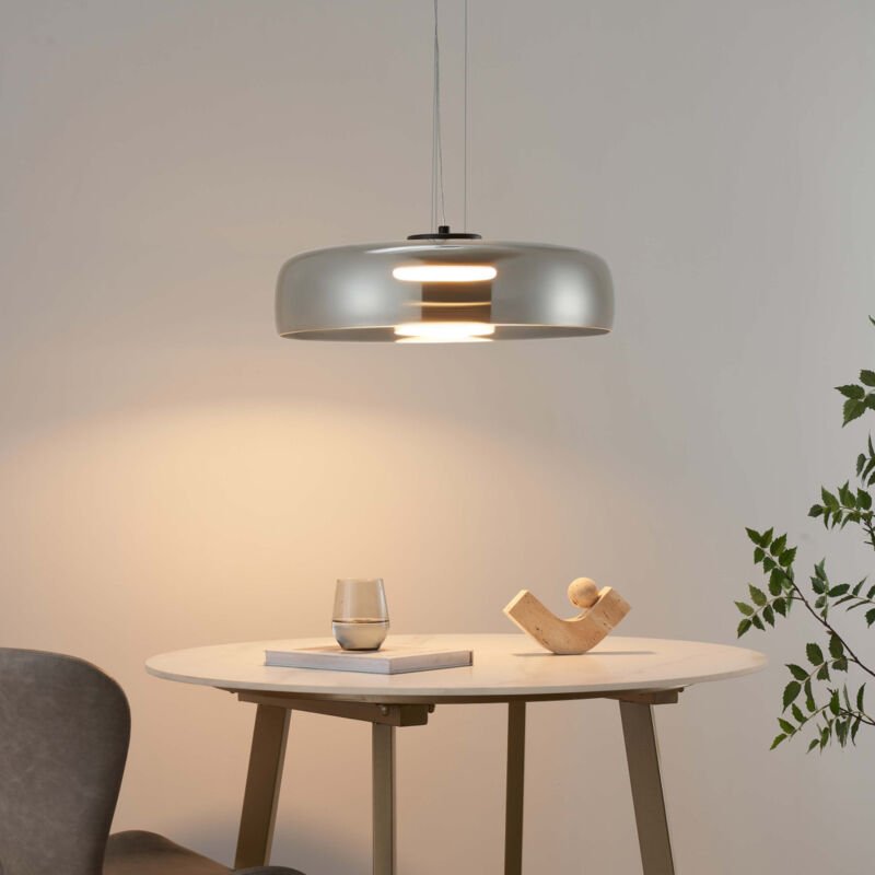 Kosilum - Hängeleuchte mit Kuppel aus Rauchglas und schwarzem Metall - Riccardo