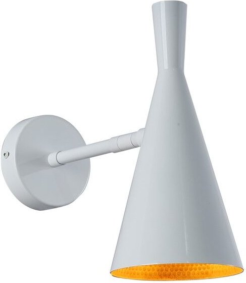 Schwenkbare Wandleuchte im Skandi-Stil