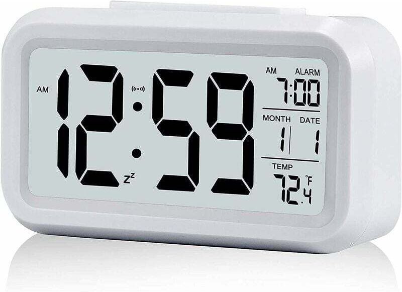 Reloj despertador digital, silencioso, a pilas, para niños y adultos, con pantalla LED grande, calendario de temperatura...