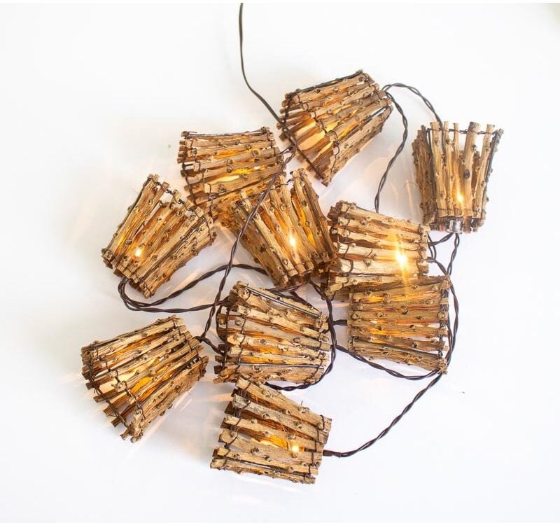 CARINA Luci natalizie decorative. Paralume in fibra naturale. Lunghezza 330 cm e luce LED calda. Prodotto in Spagna