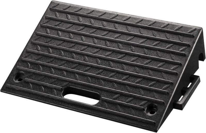 Wiltec Bordsteinrampe bis 50 t, Rampe aus robustem Gummi 500 x 315 x 107 mm, Modularer Aufbau, KFZ Auffahrrampe für Pkw,...