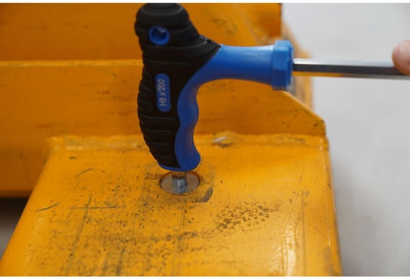 Brilliant Tools - T-Griff-Kugelkopf-Innensechskant-Winkelstiftschlüssel 4,0 x 150 mm