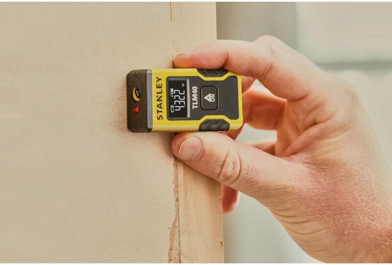 Taschenlasermessgerät 12 m TML40 Nur Entfernungen STHT77666-0 Stanley