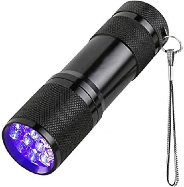 Beleuchtung UV-Lampe, UV-Taschenlampe 395 nm LED Ultraviolett Schwarzlicht, 3 AAA-Batterien enthalten (Batterie nicht im...