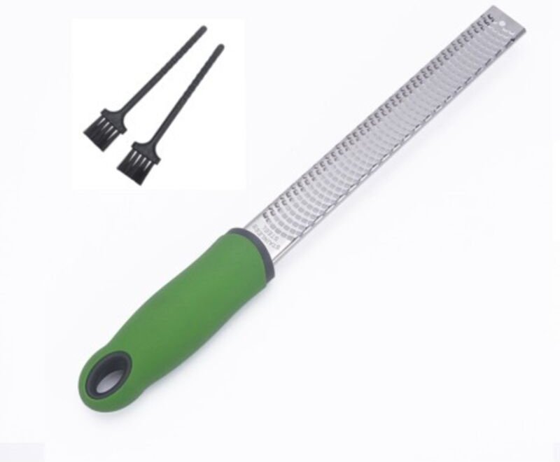 Zitrus- und Käsereibe – Manuell – Zitrone, Ingwer, Knoblauch, Muskatnuss, Schokolade – Scharfe Edelstahlklinge – Spülmas...