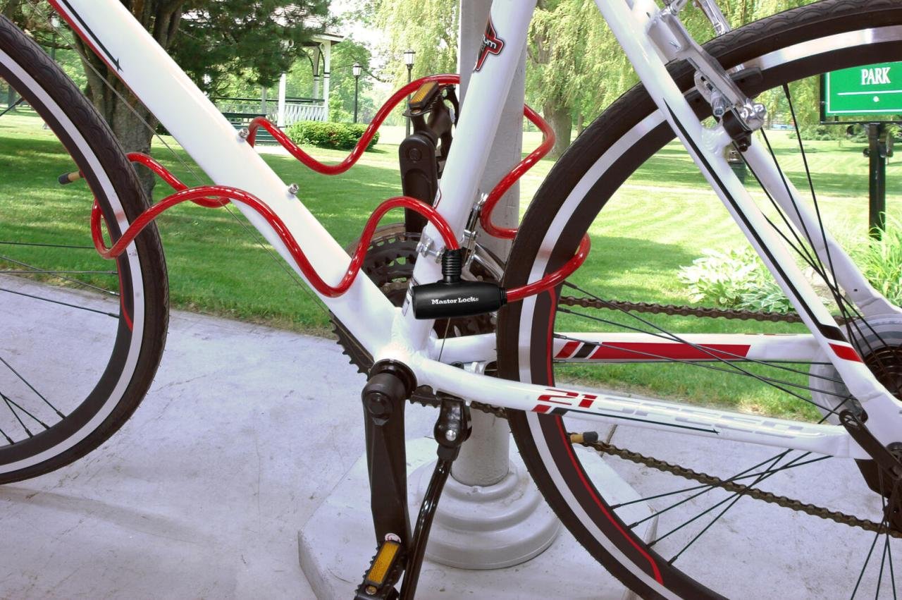 Master Lock® Fahrradschloss 1.8 m mehrfarbig