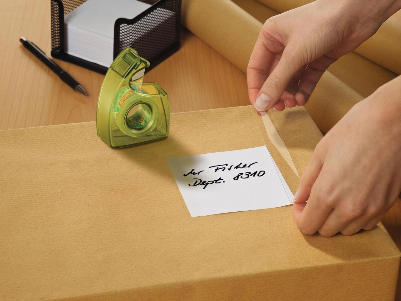 tesa Klebefilmabroller grün