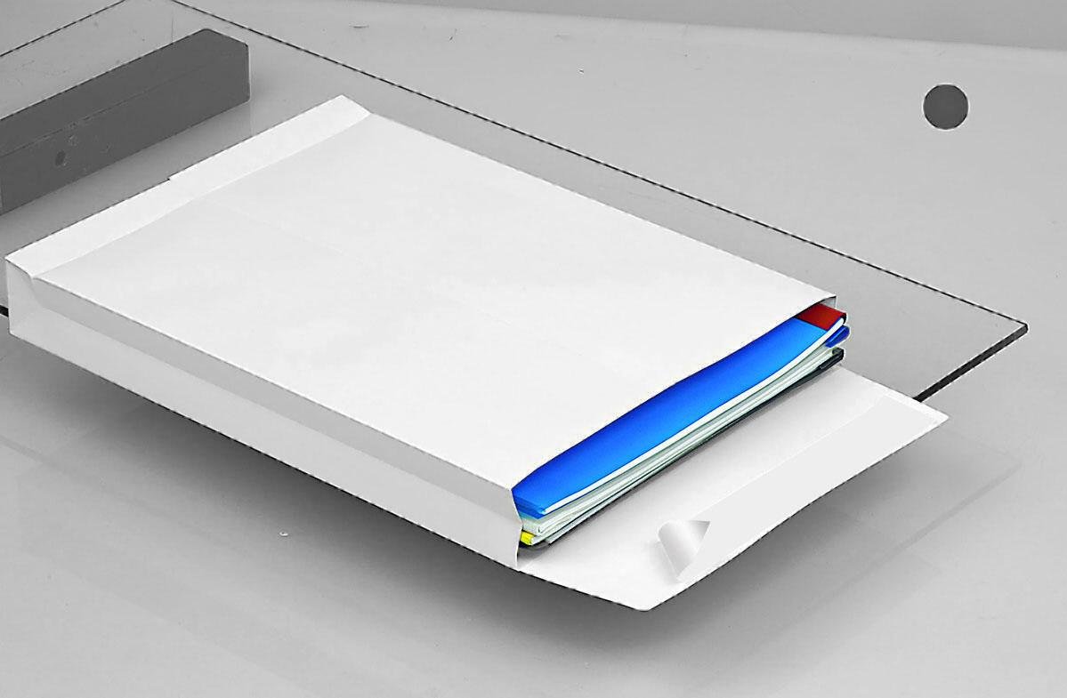 MAILmedia Faltentaschen DIN C4 weiß