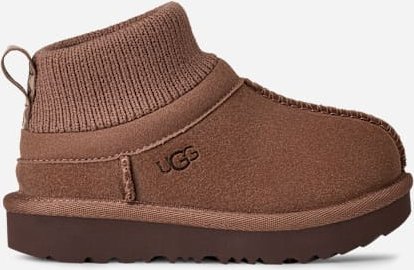 UGG® Classic Ultra Mini Stretch Cuff Boot für Kinder in Rocky Oak, Größe 28.5, Wildleder/Textil/Recycelte Materialien