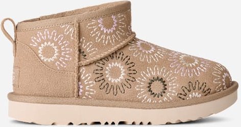 UGG® Classic Ultra Mini Sun Stitch Boot für Kinder in Brown, Größe 38, Wildleder