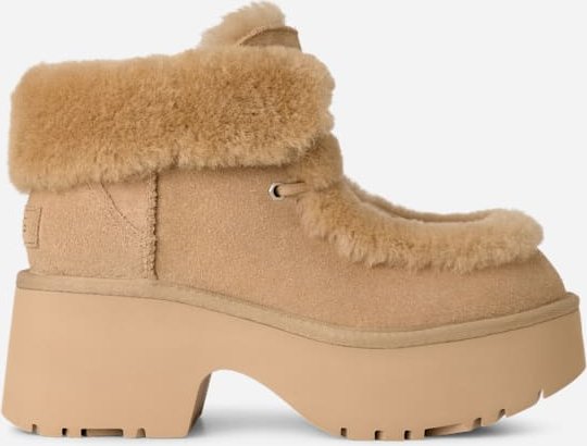 Thumbnail - UGG® Classic Esmee Schnürstiefel für Damen in Brown, Größe 39, Veloursleder