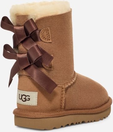 Thumbnail - UGG® Bailey Bow II Boot für Kinder | UGG® EU in Brown, Größe 25, Twinface