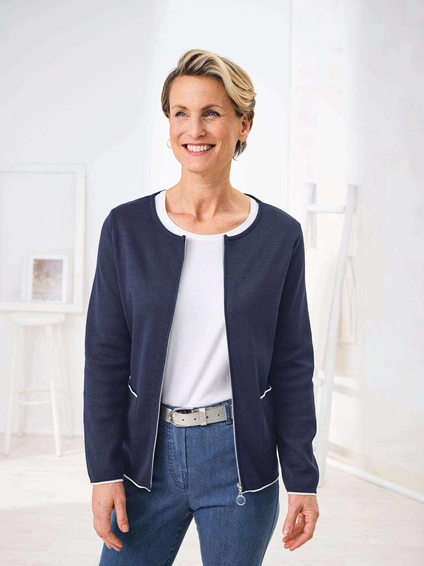 Strickjacke Farbkontrast