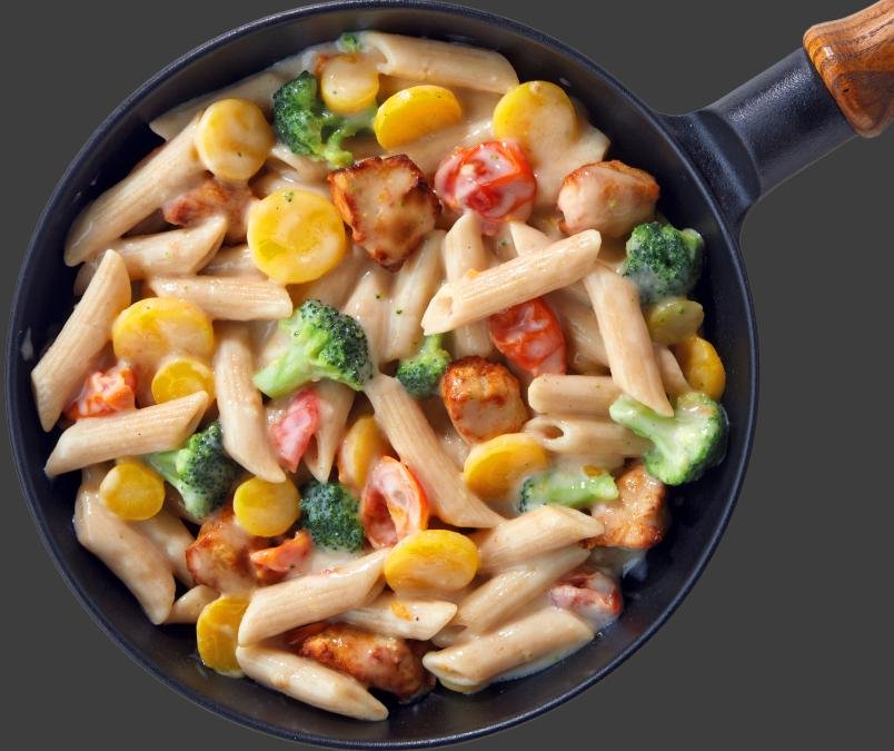 Bunte Hähnchen-Vollkornpenne