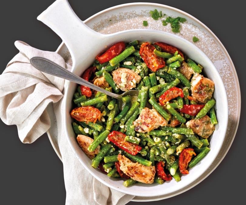 Mediterrane Bohnenpfanne mit Hähnchen
