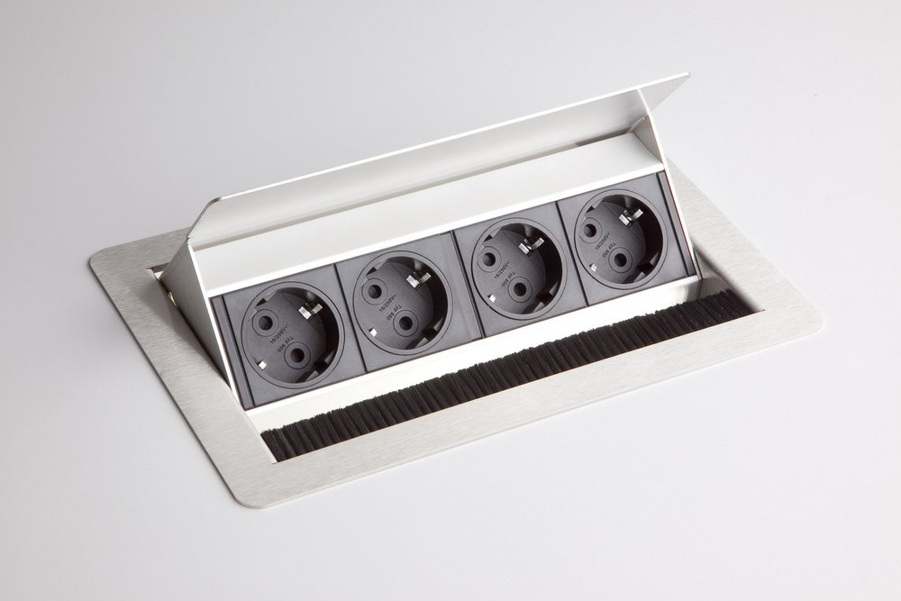 ELDOSE0 | Steckdosenleiste (ohne Fräsung) | 4 x Steckdose - Zubehör Silber