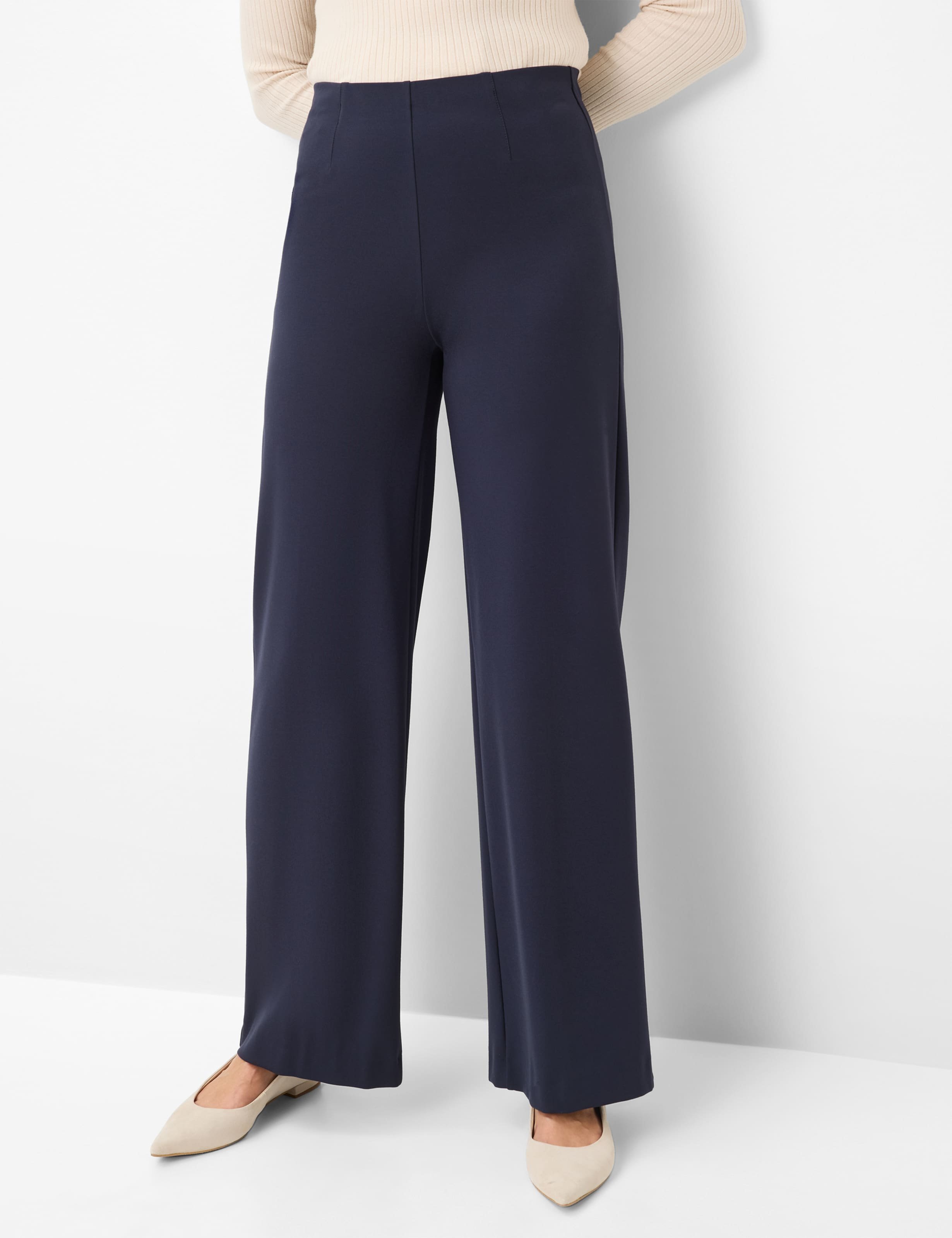 Thumbnail - Raphaela by Brax Damen Marlenehose Style LILLYTH FLARED NAVY, dunkelblau, Gr. 42