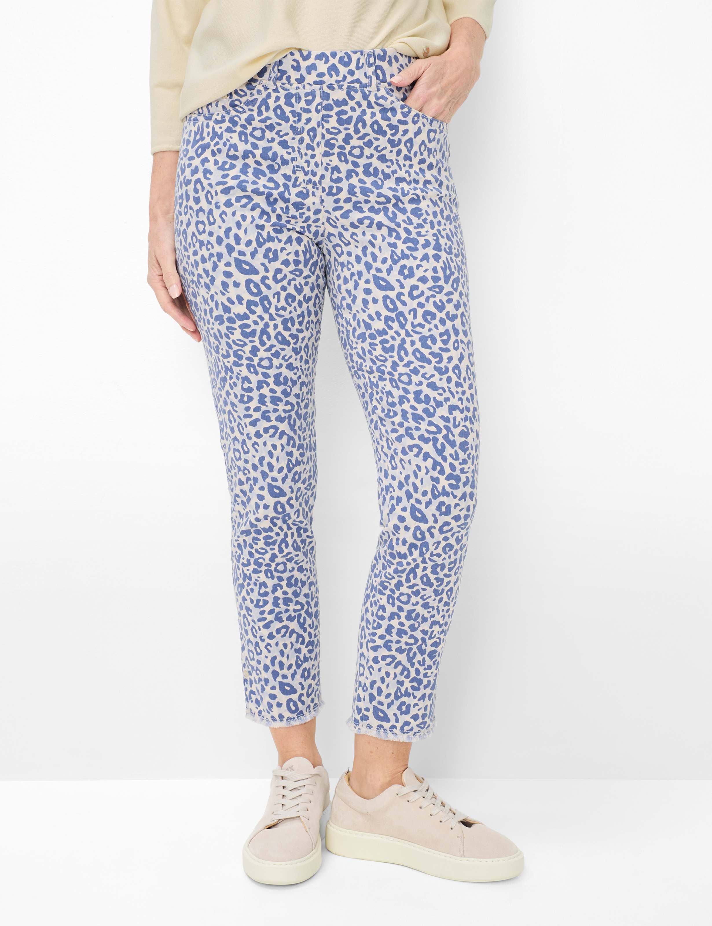 Raphaela by Brax Damen Schlupfhose Style LAVINA FRINGE CORNFLOWER, Blau, Gr. 52