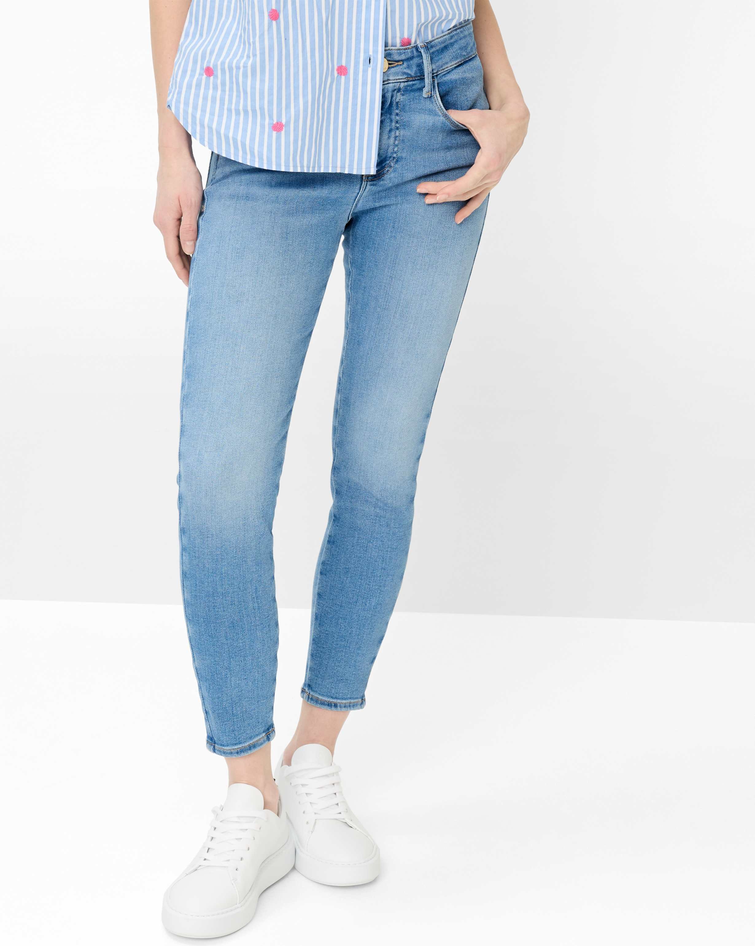 Brax Damen Five-Pocket-Hose Style ANA S USED LIGHT BLUE, denim hellblau, Gr. 36L