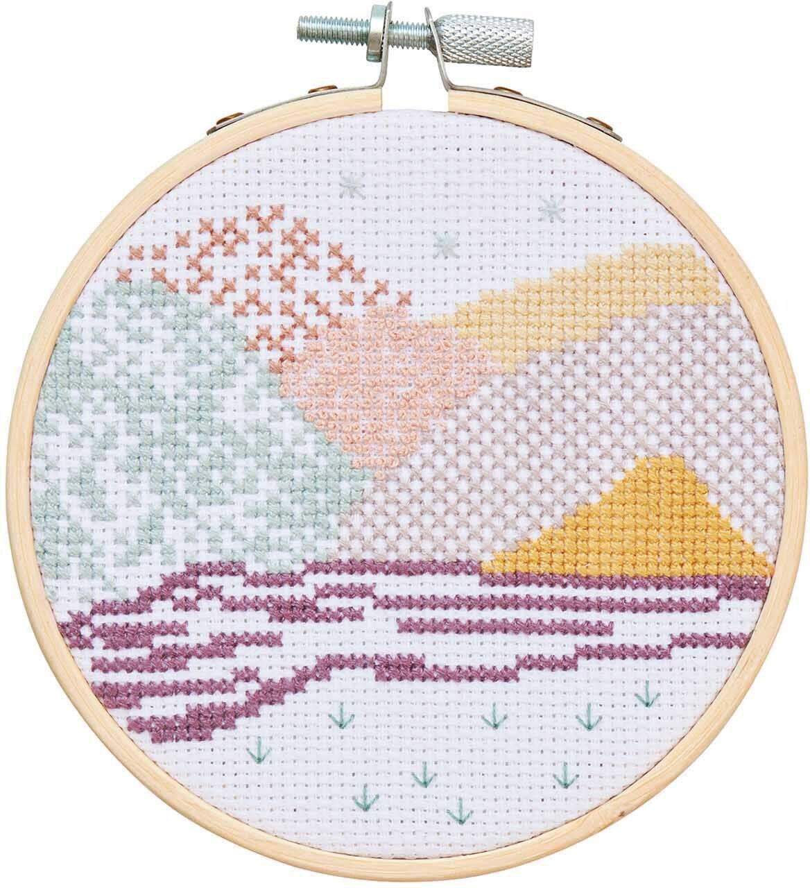 Rico Design Stickpackung Mini Kit Landschaft Bild Ø 10cm