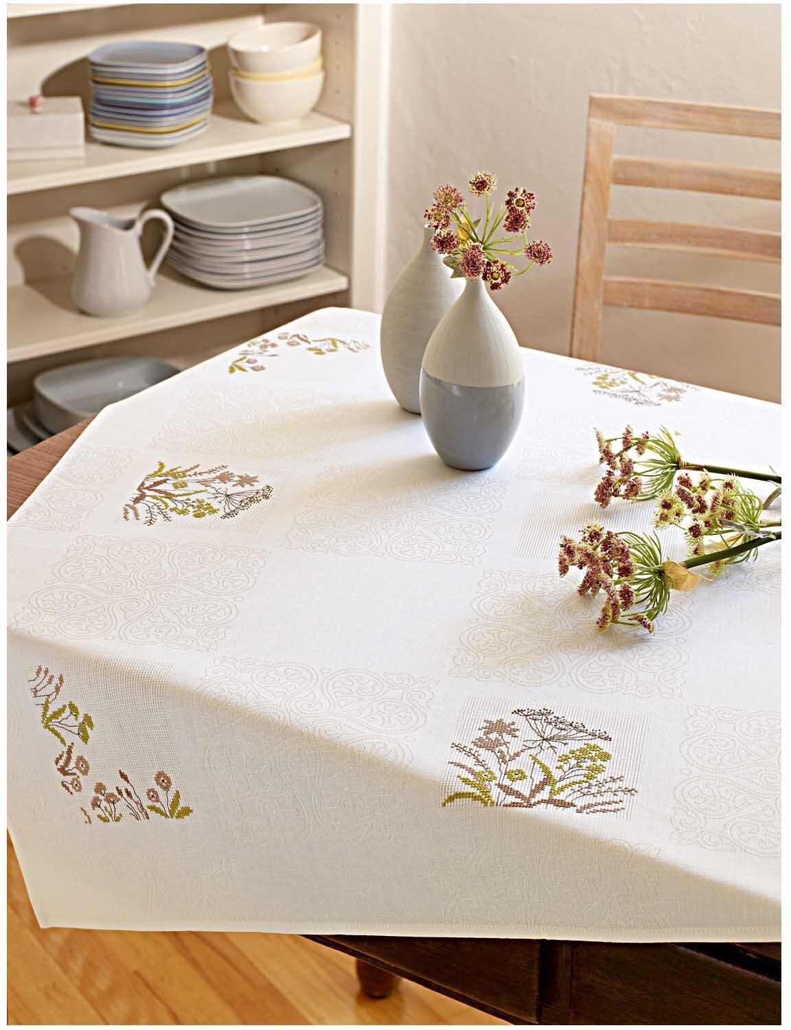 Rico Design Stickpackung Tischdecke Gräser 90x90cm