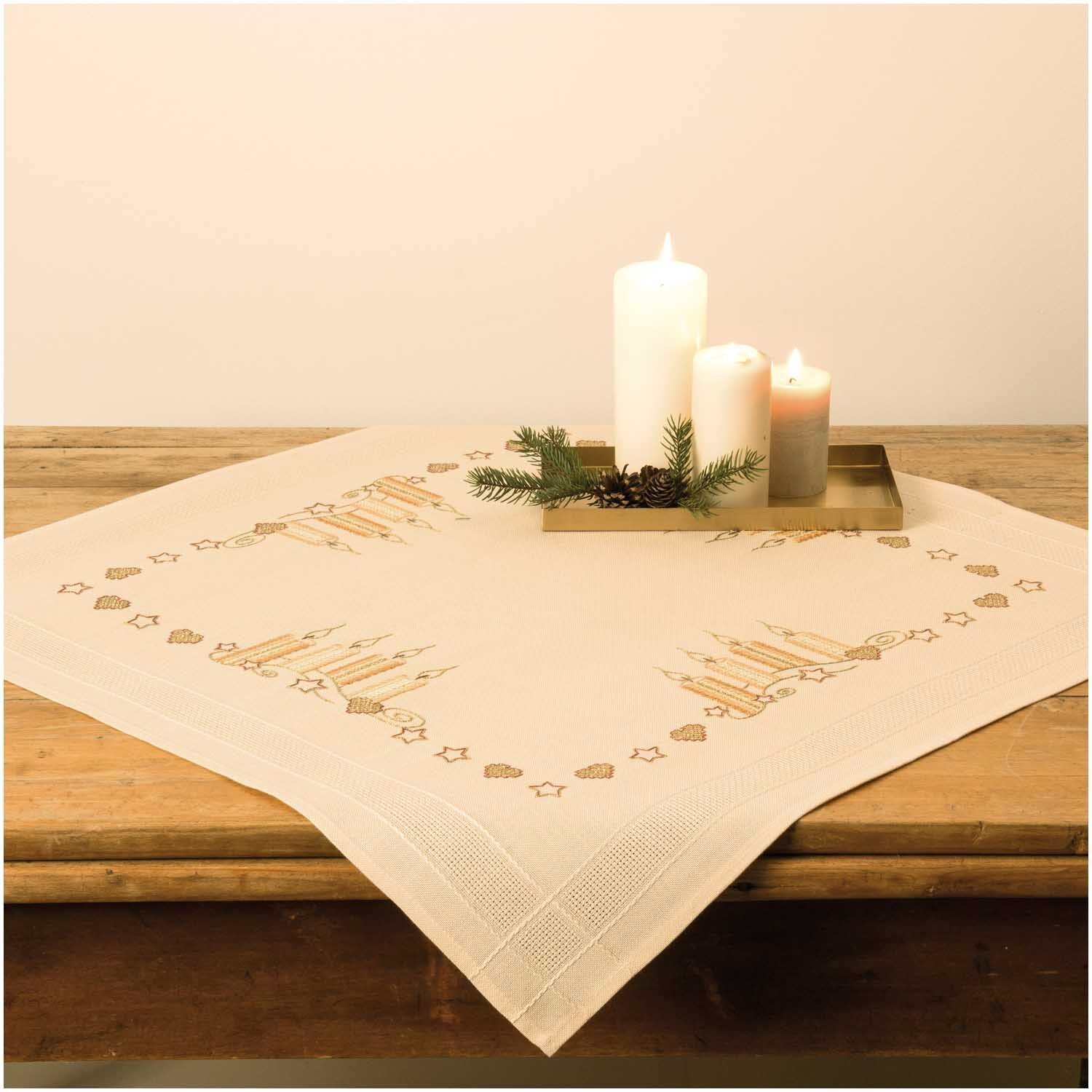 Rico Design Stickpackung Tischdecke Kerzen 80x80cm