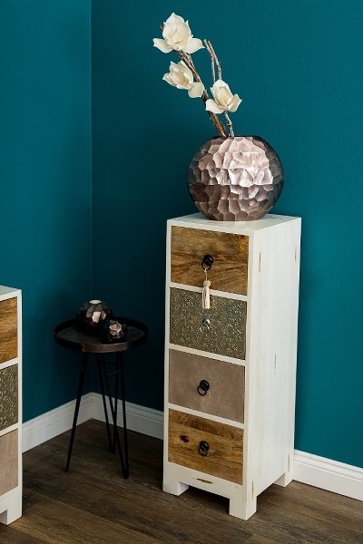 Minikommode mit 4 Lederverzierten Schubladen - Weiß