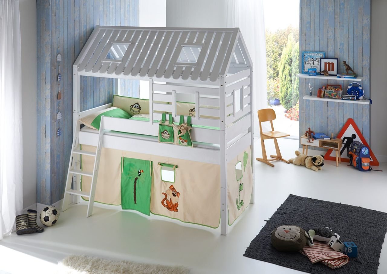 Spielbett Tom´s Hütte und Bett Kim Buche massiv weiß lackiert. Textilset Dschungel