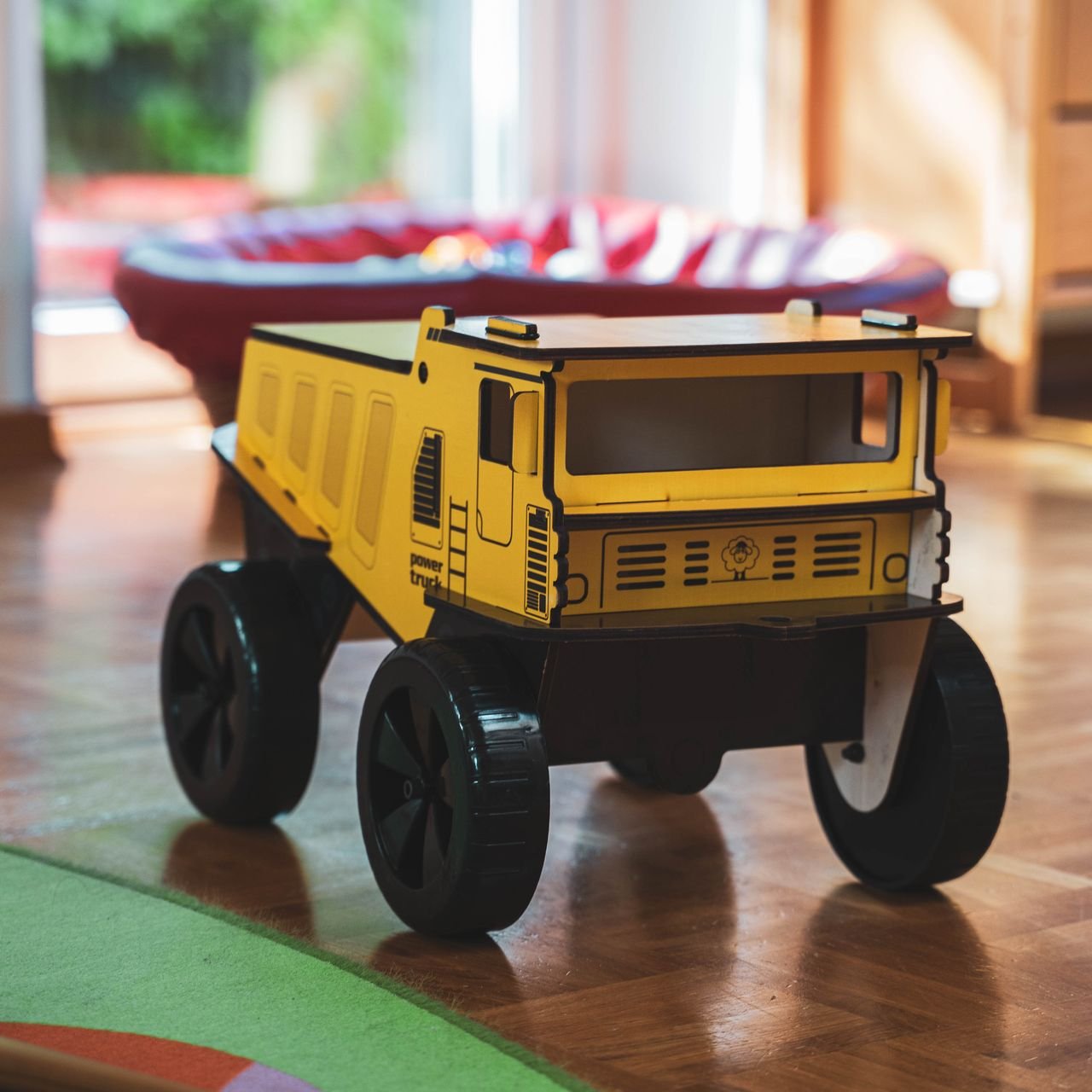 Holzspielzeug Laster BamBam 01