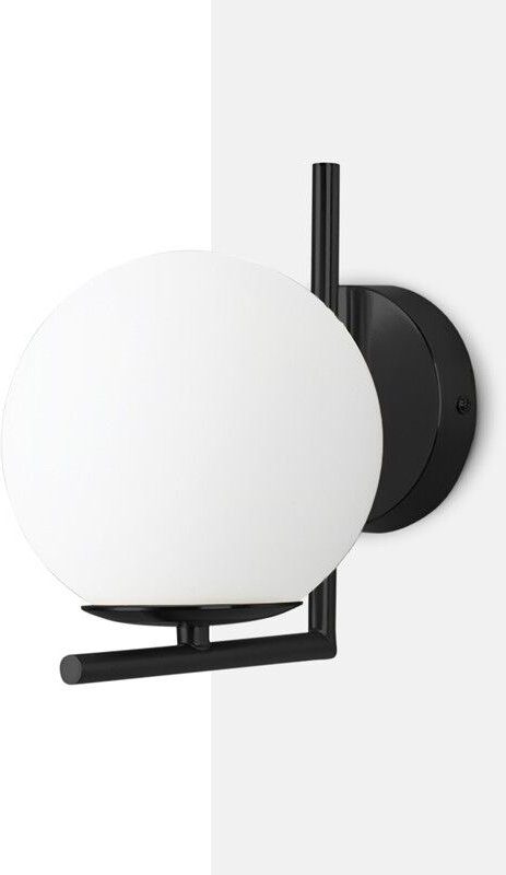 Opalglaskugel Wandleuchte „Margaret“