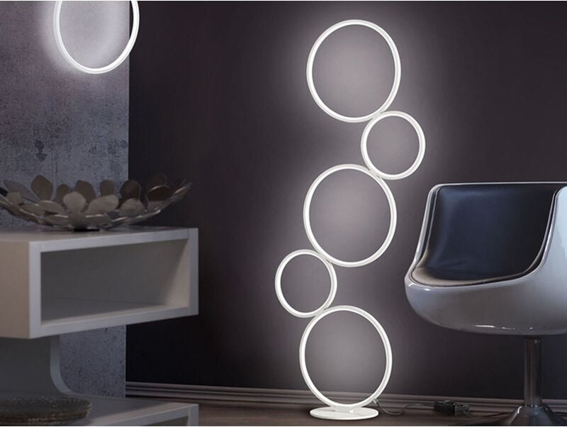 Ringleuchte led Stehlampe rondo mit Fußschalter aus Metall in Weiß matt, 115cm