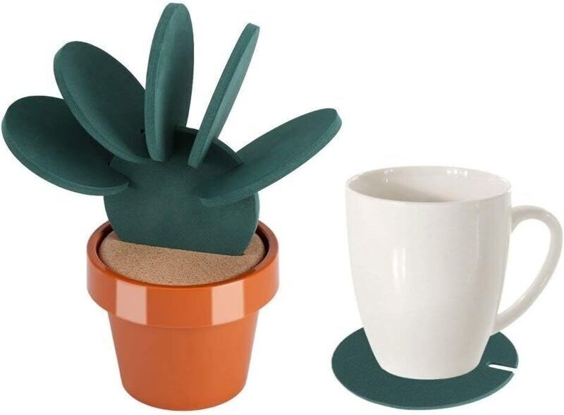 Set mit 6 Untersetzern, die einzeln oder in Kaktusform in einem Blumentopf arrangiert werden können. Dekorative Artikel ...
