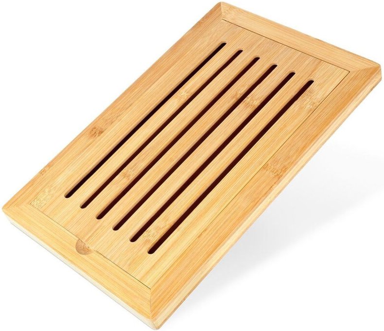 Bamboo cutting board with crumb collector 33998