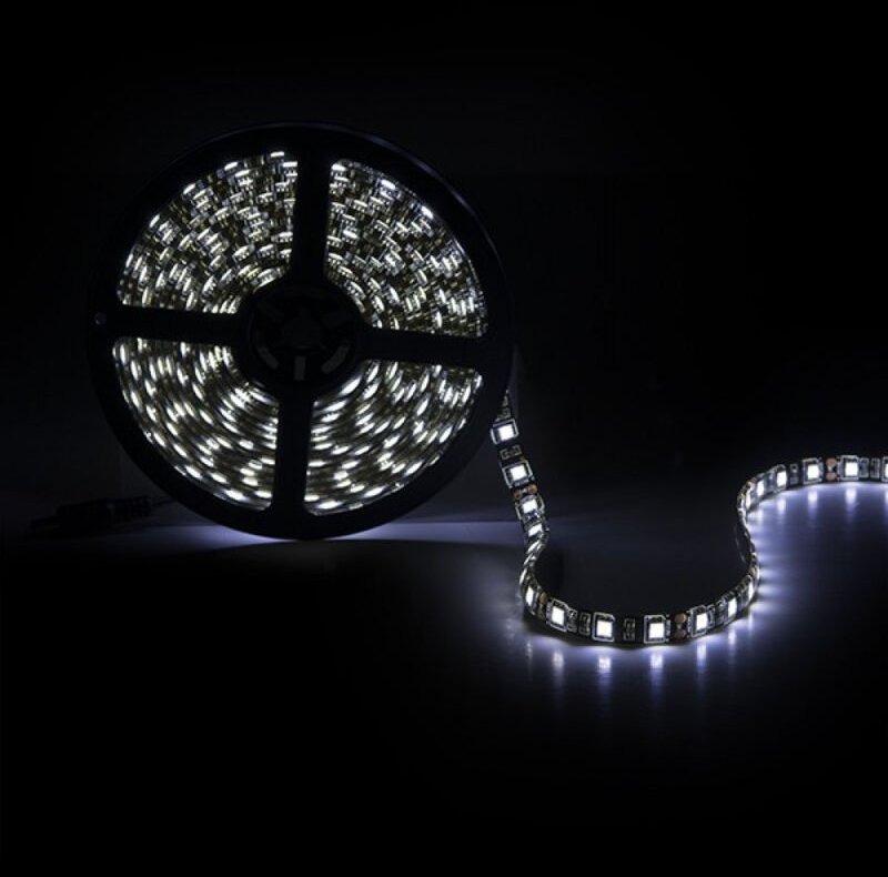 Greenice - Streifen mit 300 LEDs 72W 4.200Lm CRI85 6000ºK SMD5050 12VDC IP65 Schwarze Platine x5M 40.000H [CA-5050-300-I...