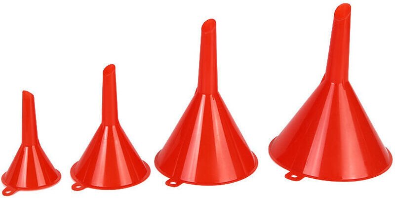 Set aus vier Trichtern, rot