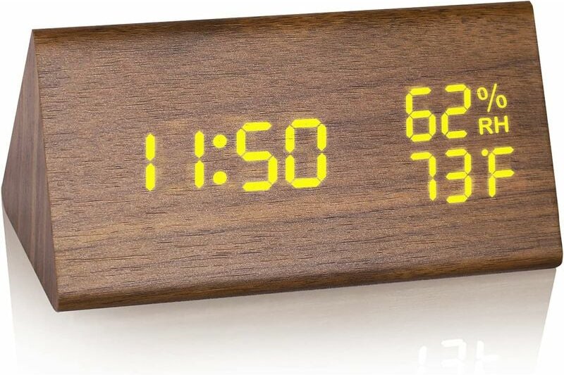 Holz Digitaler Wecker, led Zeitanzeige Holz Digitale Tischuhr mit 6 Helligkeitsstufen, Temperatur Feuchtigkeitserkennung...